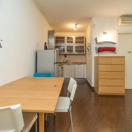 Easy Italy Prada Lägenhet *