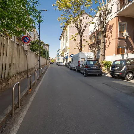 Lägenhet Easy Italy Prada *