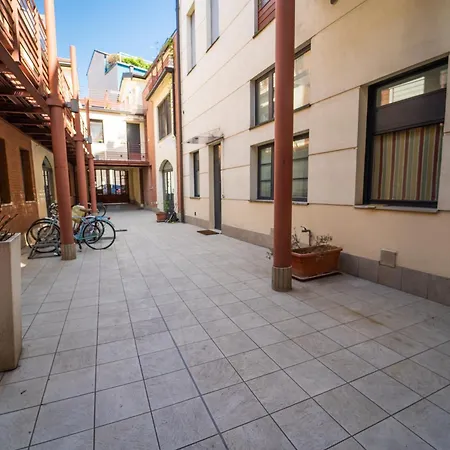 Easy Italy Prada Lägenhet *